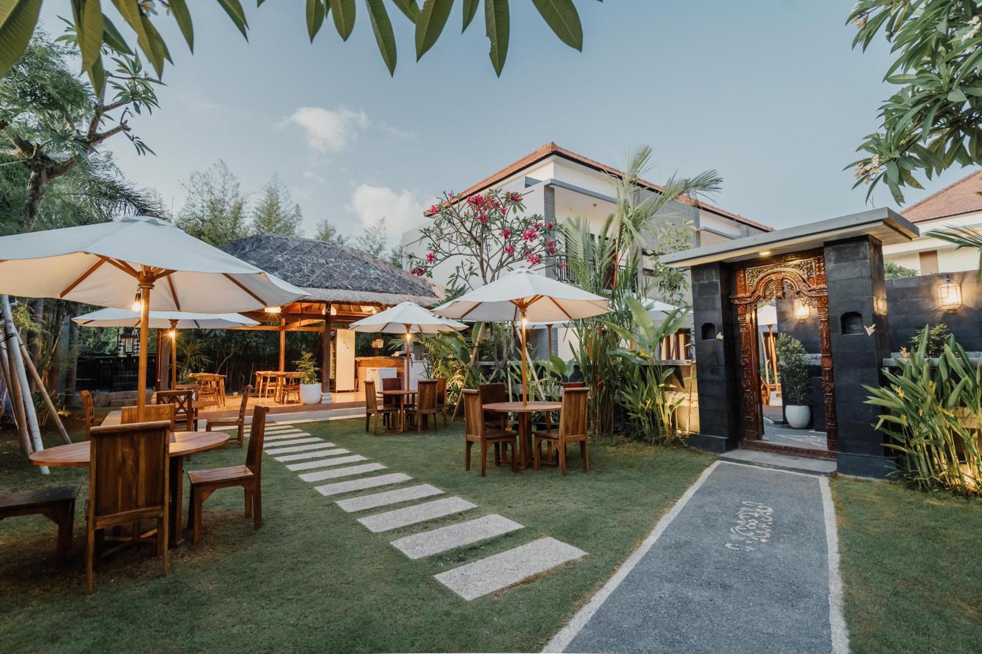 You Suite Seminyak Legian  Luaran gambar