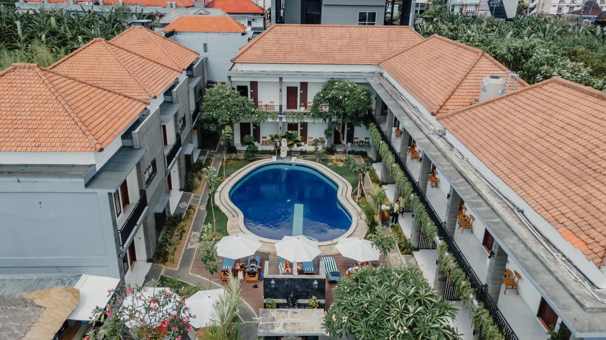 You Suite Seminyak Legian  Luaran gambar